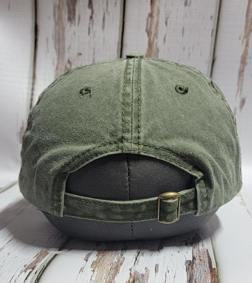 Mud Looks Good On Me Ballcap,  Low Ride ~ Embroidery