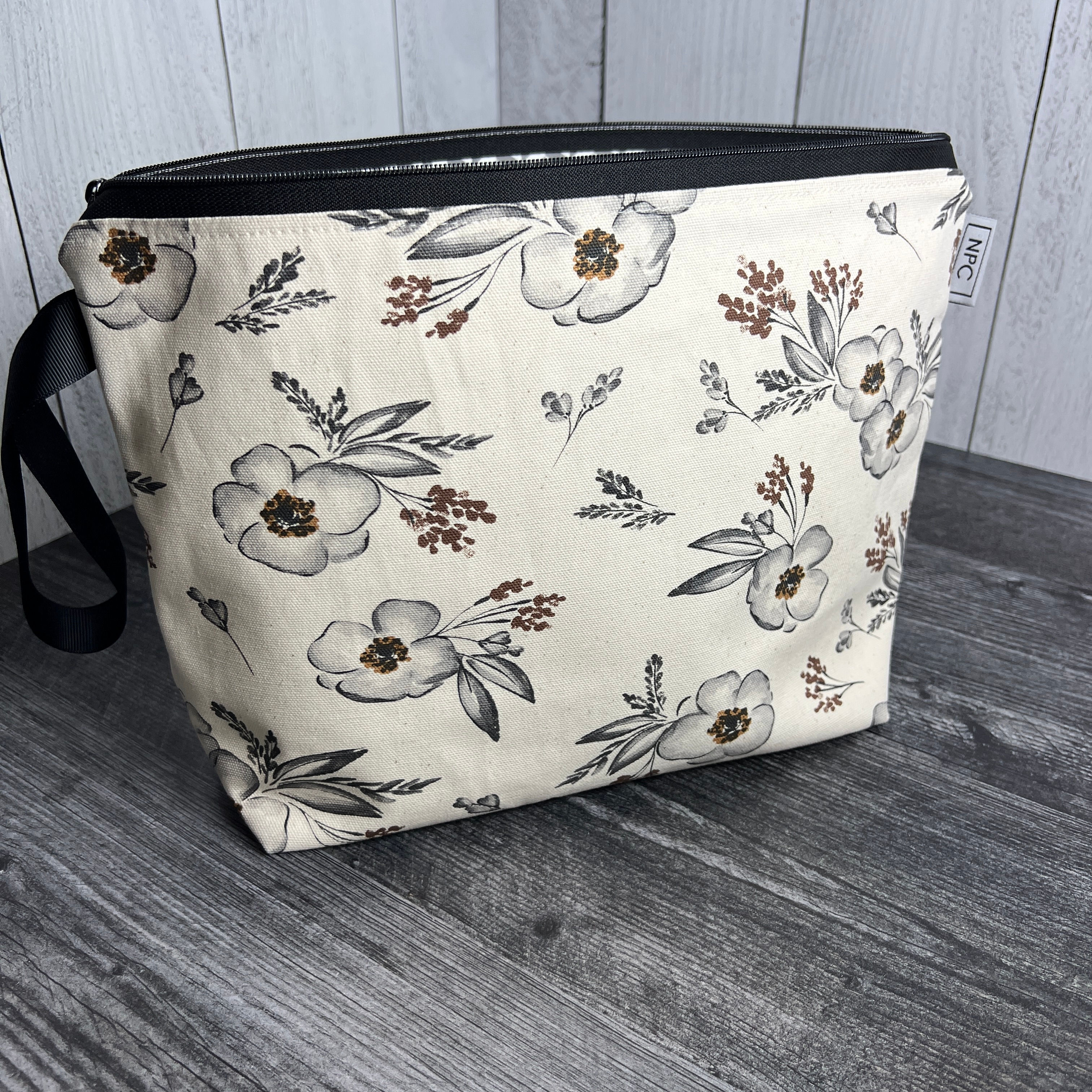 Shades of Grey XLarge Zipper Bag