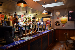 The Black swan bar