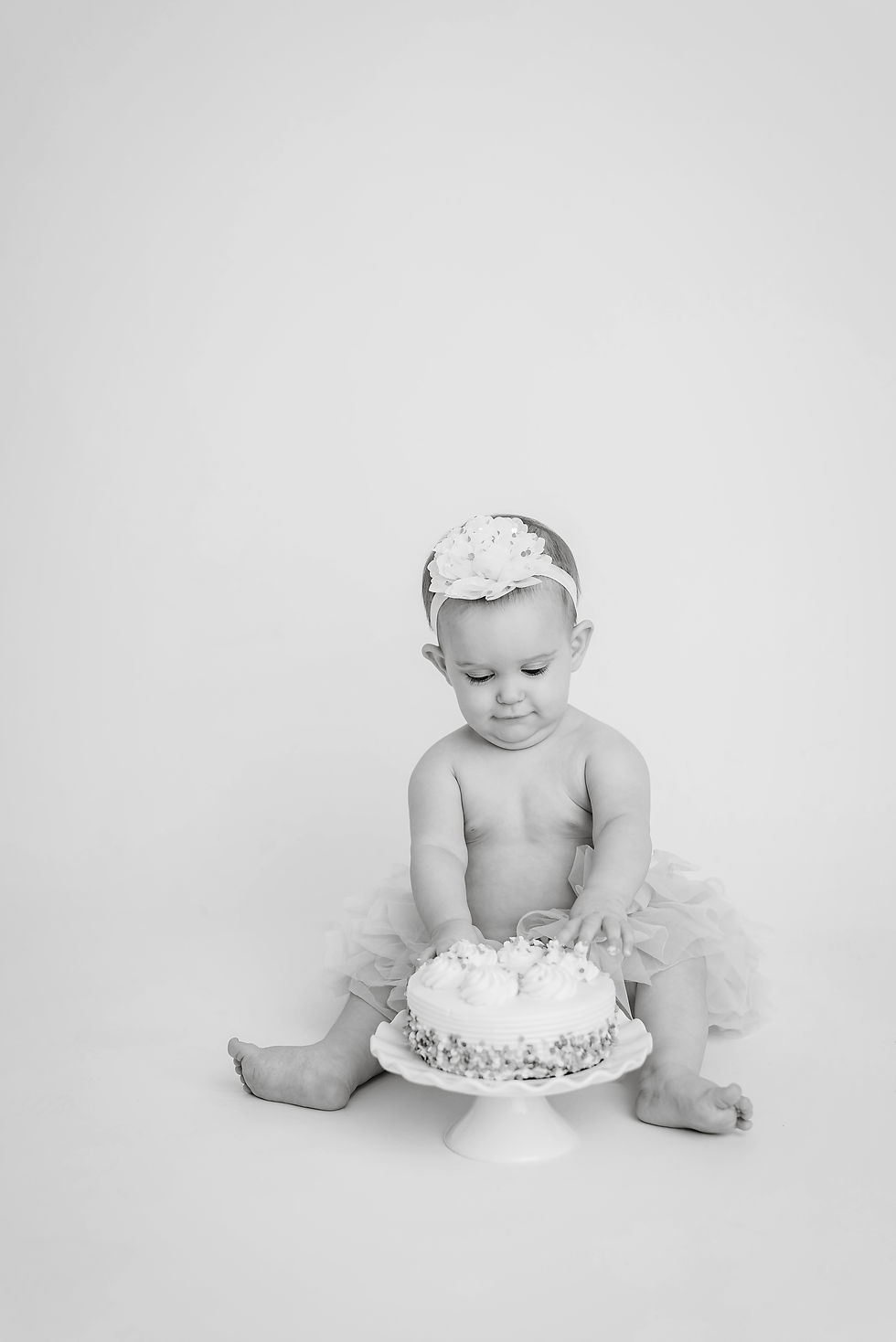 FORT WAYNE NEWBORN & FAMILY PHOTOGRAPHER | She's 1! Milestone Session