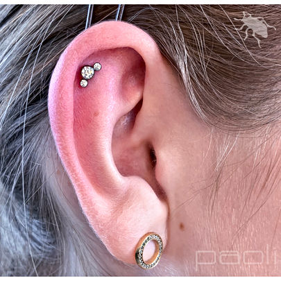 tragus, vertical tragus, f-skin, freaky skin, kartuzy, tatuaż, piercing, top 100 of poland, florida, piercing bible, sanepid, stowarzyszenie polskich piercerów, professional piercers poland, kolczyk, przekłucie, ucho, biżuteria, conch, lobe, industrial, helix, rook, septum, nostril, smiley, helix, piercing, przekłuwanie, kolczyki, tytan, tatuaż, studio, Kartuzy