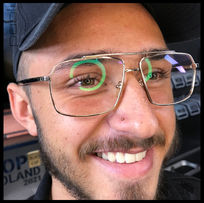 tragus, vertical tragus, f-skin, freaky skin, kartuzy, tatuaż, piercing, top 100 of poland, florida, piercing bible, sanepid, stowarzyszenie polskich piercerów, professional piercers poland, kolczyk, przekłucie, ucho, biżuteria, conch, lobe, industrial, helix, rook, septum, nostril, smiley, paoli, piercing, przekłuwanie, kolczyki, tytan, tatuaż, studio, Kartuzy, nostril, nos, F-Skin