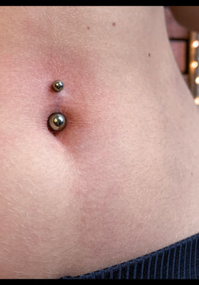 tragus, vertical tragus, f-skin, freaky skin, kartuzy, tatuaż, piercing, top 100 of poland, florida, piercing bible, sanepid, stowarzyszenie polskich piercerów, professional piercers poland, kolczyk, przekłucie, ucho, biżuteria, conch, lobe, industrial, helix, rook, septum, nostril, smiley, piercing, przekłuwanie, kolczyki, tytan, tatuaż, studio, Kartuzy, pępek, navel