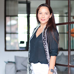 Kartika Alexandra Hypnotherapist Healer.JPG