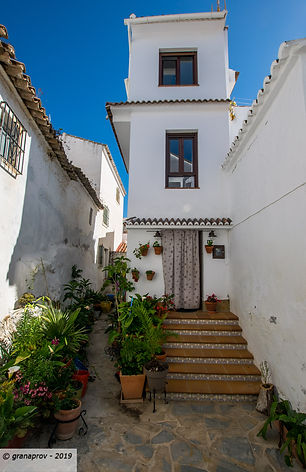 20190427-2028-web.jpg