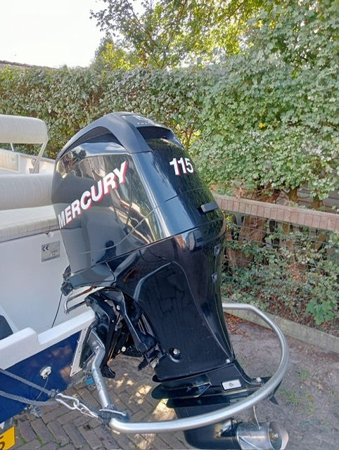 Thumbnail: Marinello consoleboot met 115 PK Mercury en trailer