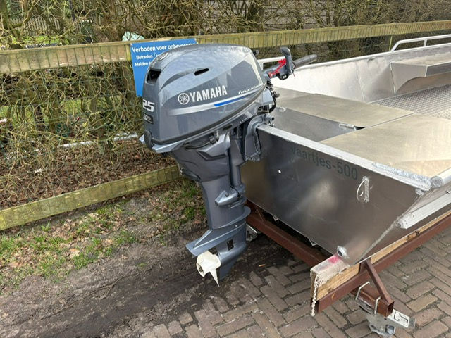 Thumbnail: Nieuwe vaartjes 500 + Yamaha 25pk 4-takt