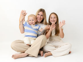 Voor Later - Waarom hebben moeders vaak zo weinig foto's van zichzelf met hun kinderen? - ByFab Fotografie