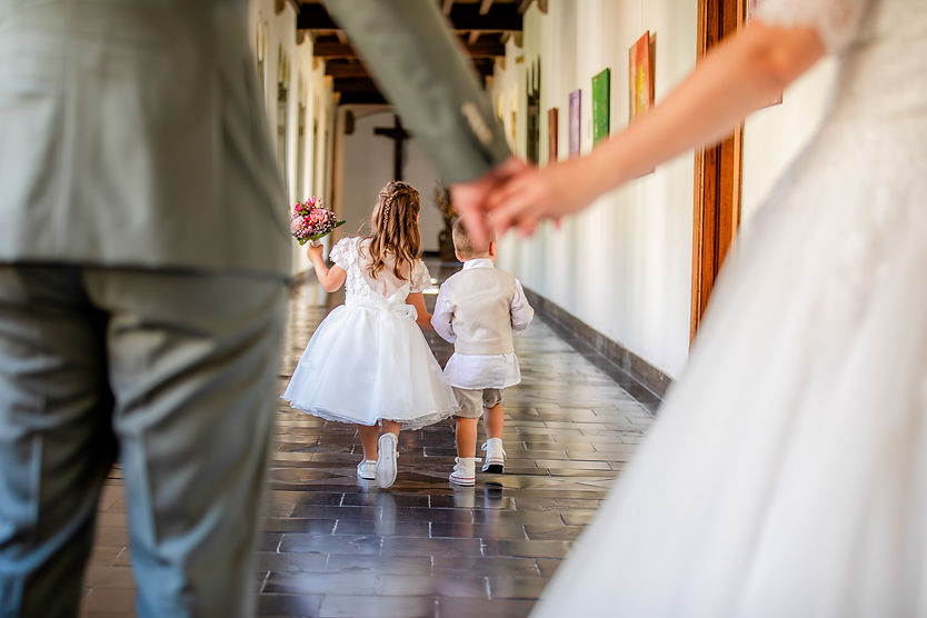 Kinderen fotoshoot Rolduc Kerkrade hand in hand