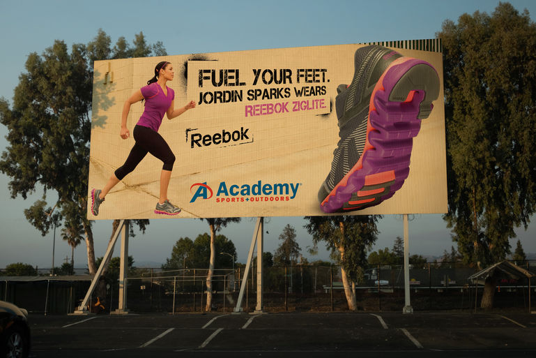 Pi2PRO, umbrello, print, digital, OOH, design, layout, retouching, compositing, Illustration, prepress