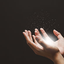 vecteezy_hands-praying-for-god-s-blessing_1343736.jpg