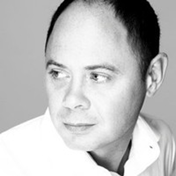 A headshot of Gareth Ellis, one of ReadAble Books' co-founders