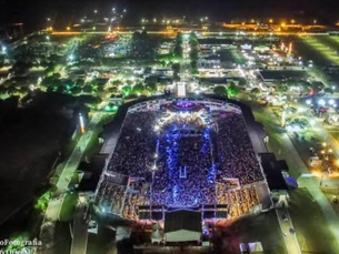 PREFEITURA DE ARIQUEMES ENTREGA DOCUMENTAÇÃO PARA MODERNIZAÇÃO DO PARQUE DE ILUMINAÇÃO PÚBLICA