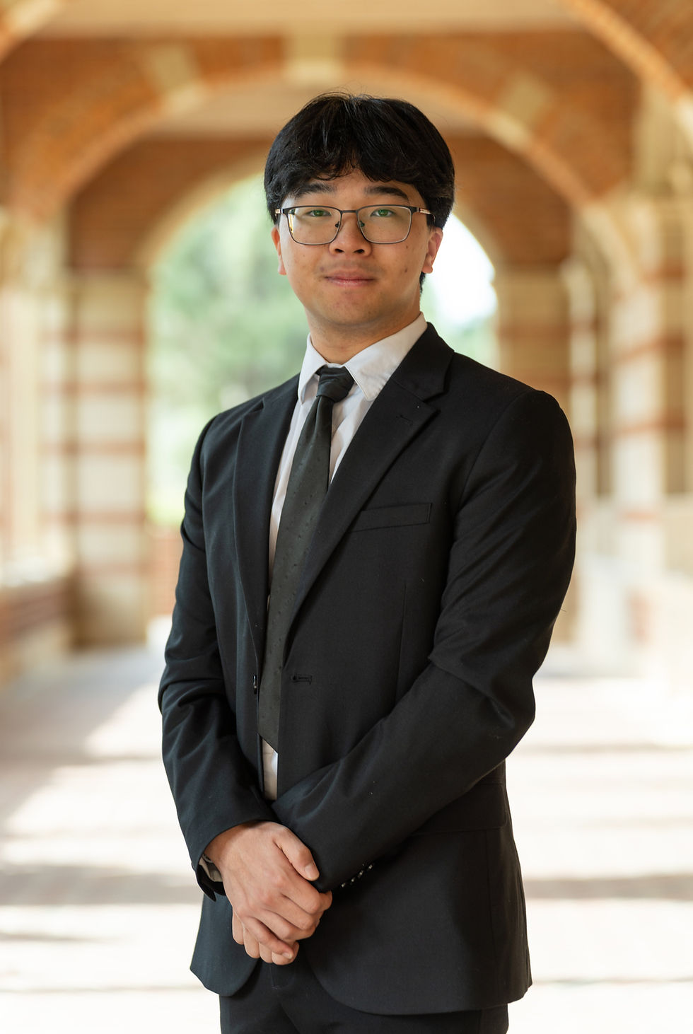 Sean_Kwok_Headshot_edited.jpg