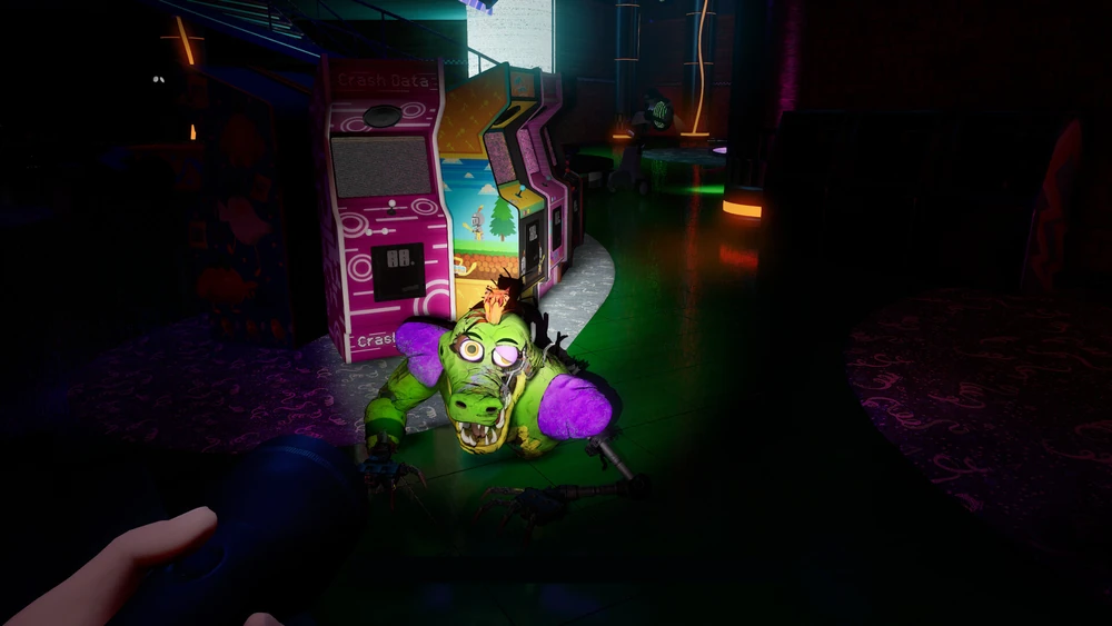 Damaged Monty the Gator chasing the protagonist