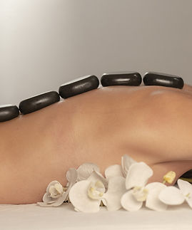 massage-g0abe85e3c_1920.jpg