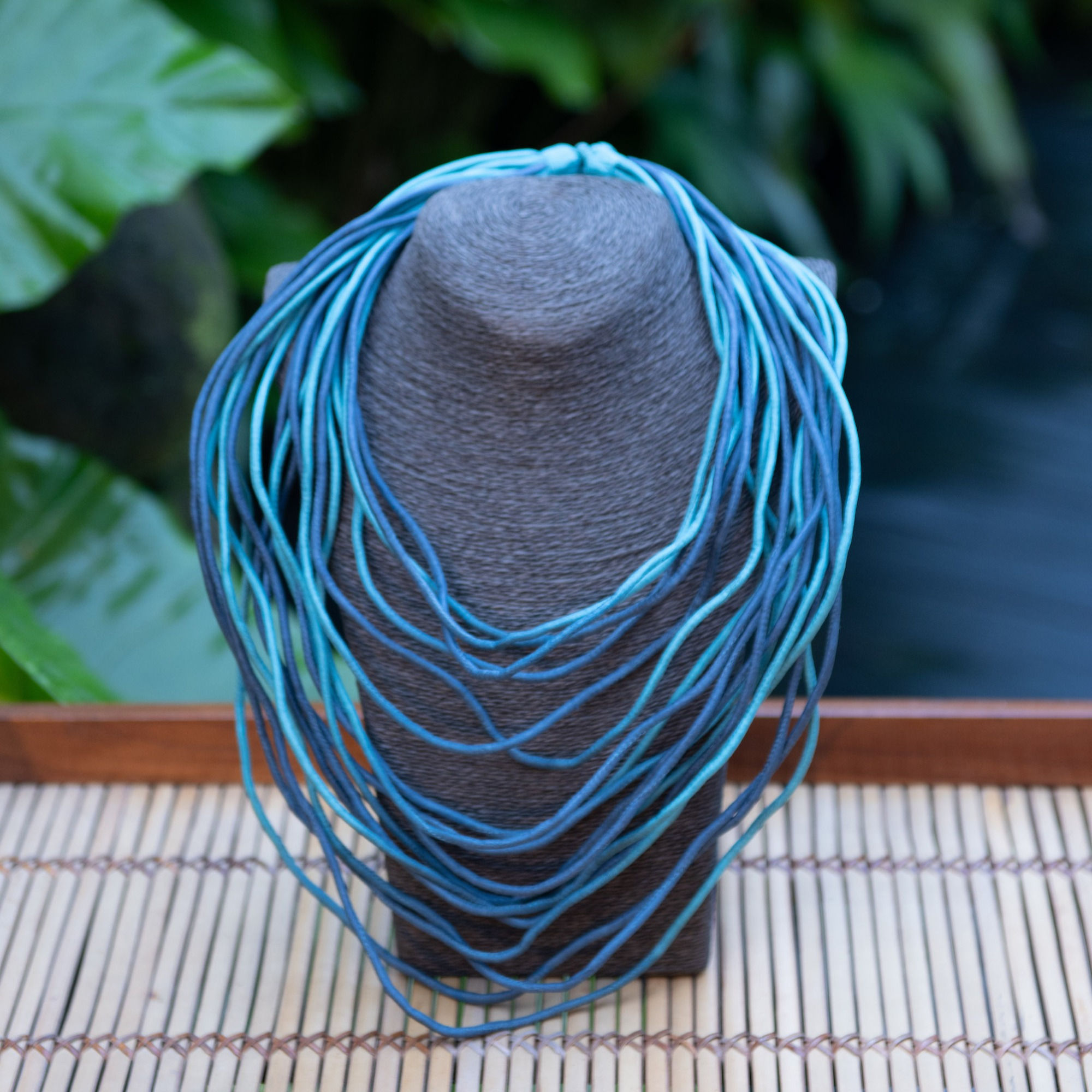 Silk String Necklace | Horizen