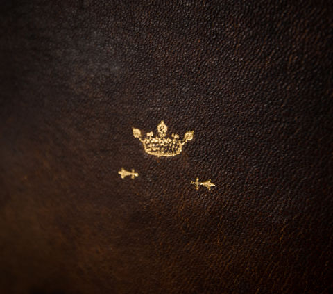 coffret artisanal souvenir de famille, cadeau de naissance, objet précieux cadeau, artisanat d'art, cadeau haut de gamme, charlotte vial olejnik, boite à souvenir