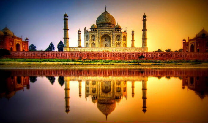 TAJ MAHAL: