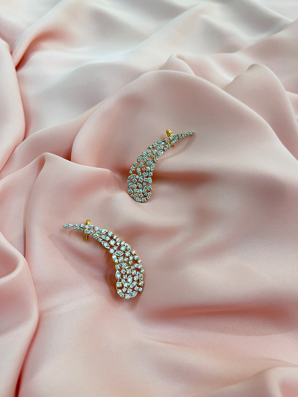 Thumbnail: 92.5 Sterling Silver Pear Shape Earcuff Earring With Zircon
