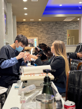 nails image 8 with cusomers laughing 