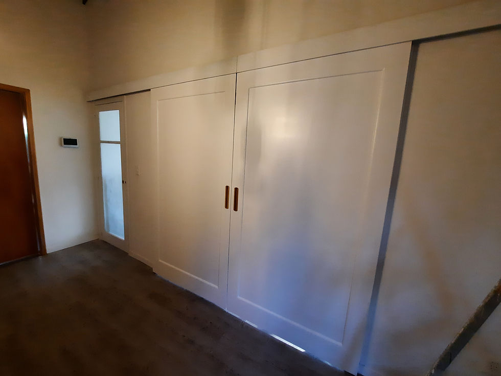 Miniatura: Puerta corrediza - ARTESANAL LAQUEADA