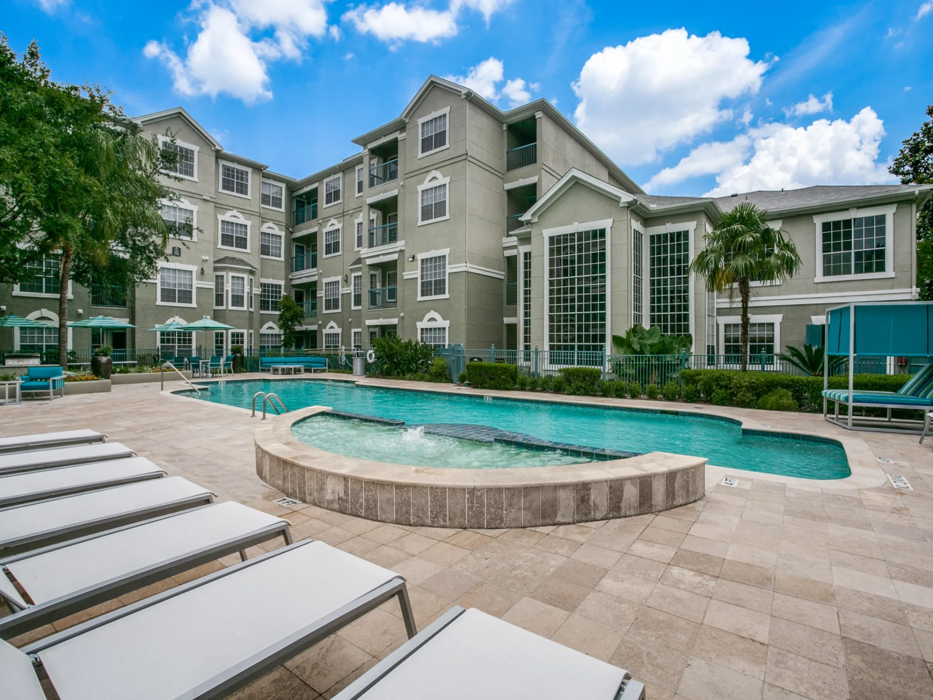 2222-maroneal-st-houston-tx-1-mls-14.webp
