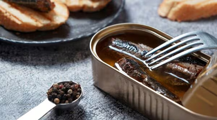 Sardinemaxxing and Nutrient-Dense Eating: Why Social Media Is Turning Everyday Foods Into Wellness Superstars