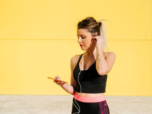 The White Wire Comeback: How Wired Headphones Became the Tech Industry's Most Unexpected Anti-Status Symbol