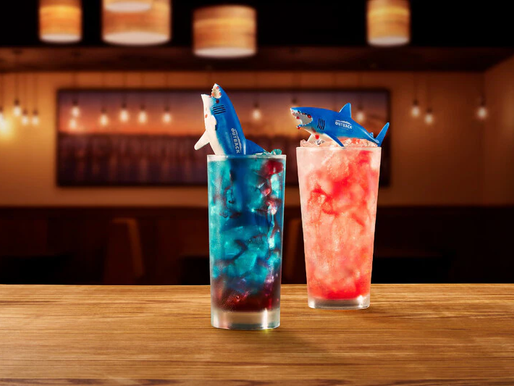 Beverages: The Theatrical Sip: Outback Steakhouse's Sharkey Temple and the Rise of Experiential Beverages