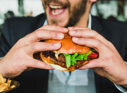 Restaurants: The Great Fast Food Divide: How a Shifting Economy Made QSRs a "Guilty Pleasure" for the Rich