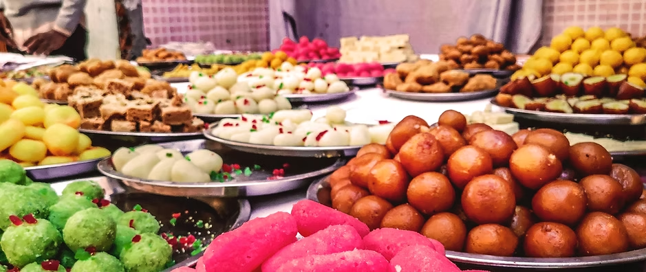 Snacking: From Niche to Mainstream: Indian Snacks Conquer Western Palates