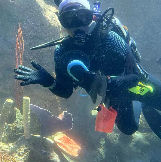 Thumbnail: Fairway SEA 50' Underwater Handheld Power Scrubber