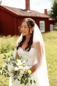 Bröllop Lövångergården, Västerbotten. First Look Bröllopsfotografering