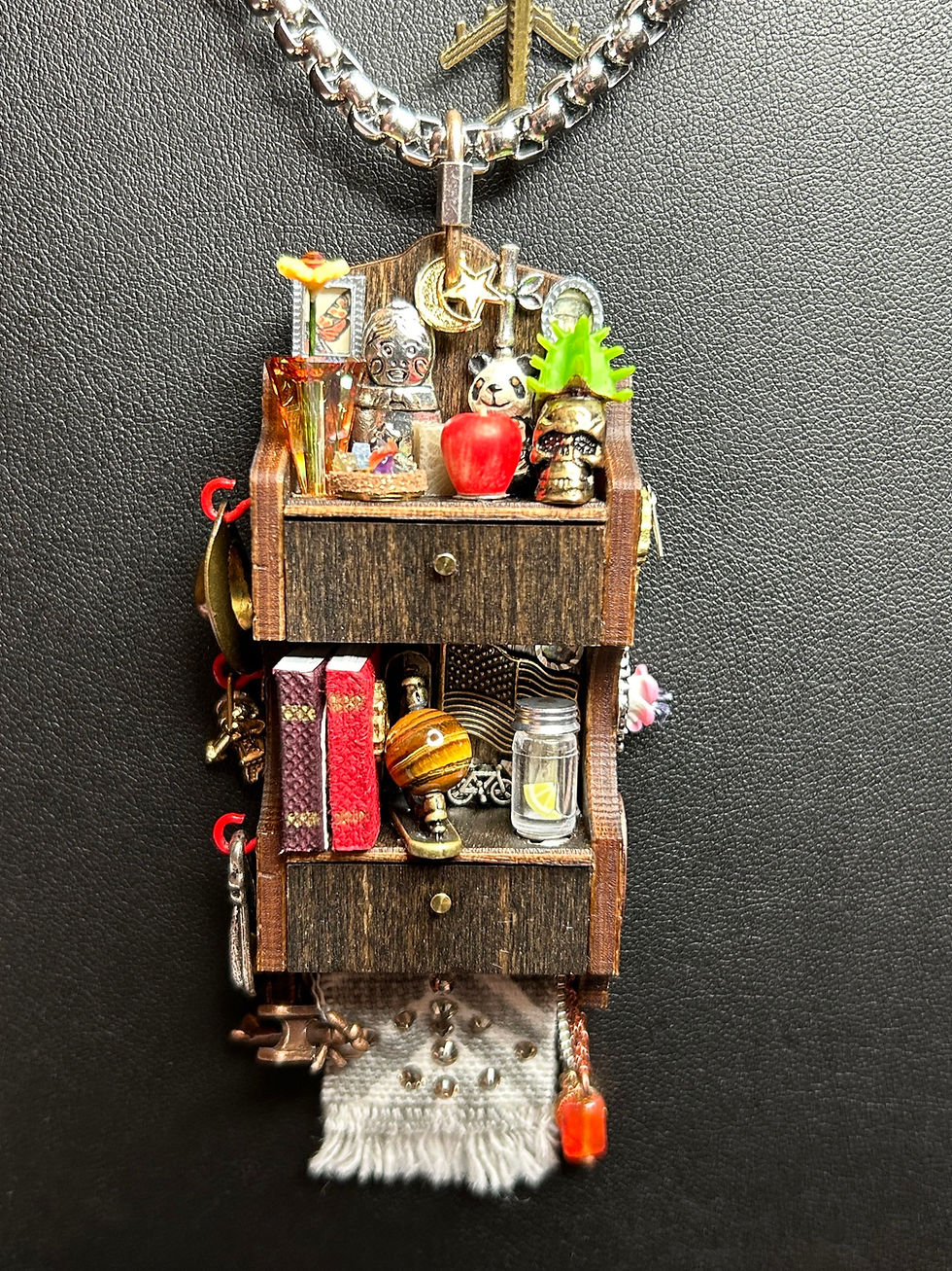 Thumbnail: Travel Mini Shelf