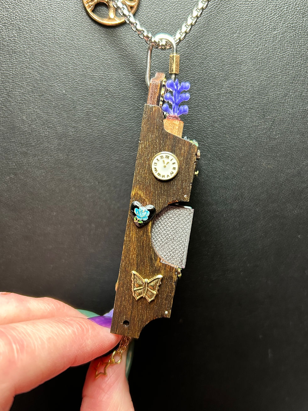 Thumbnail: Walnut Mini Shelf