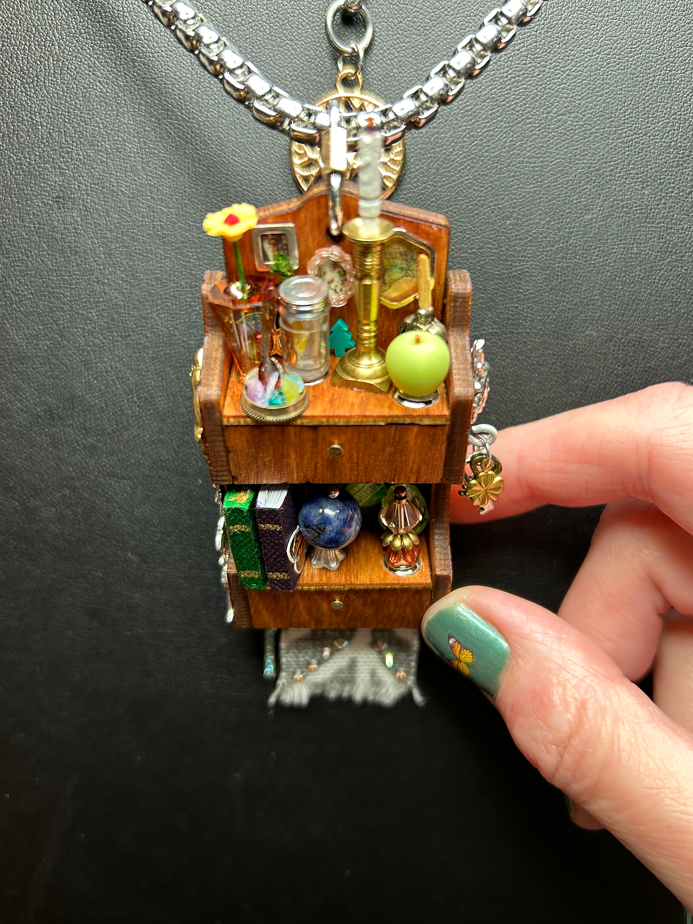 Thumbnail: Nature Lover Mini Shelf