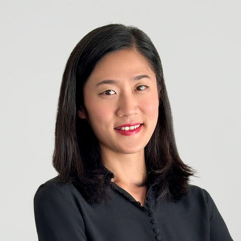 Helen Siaw- Senior Associate