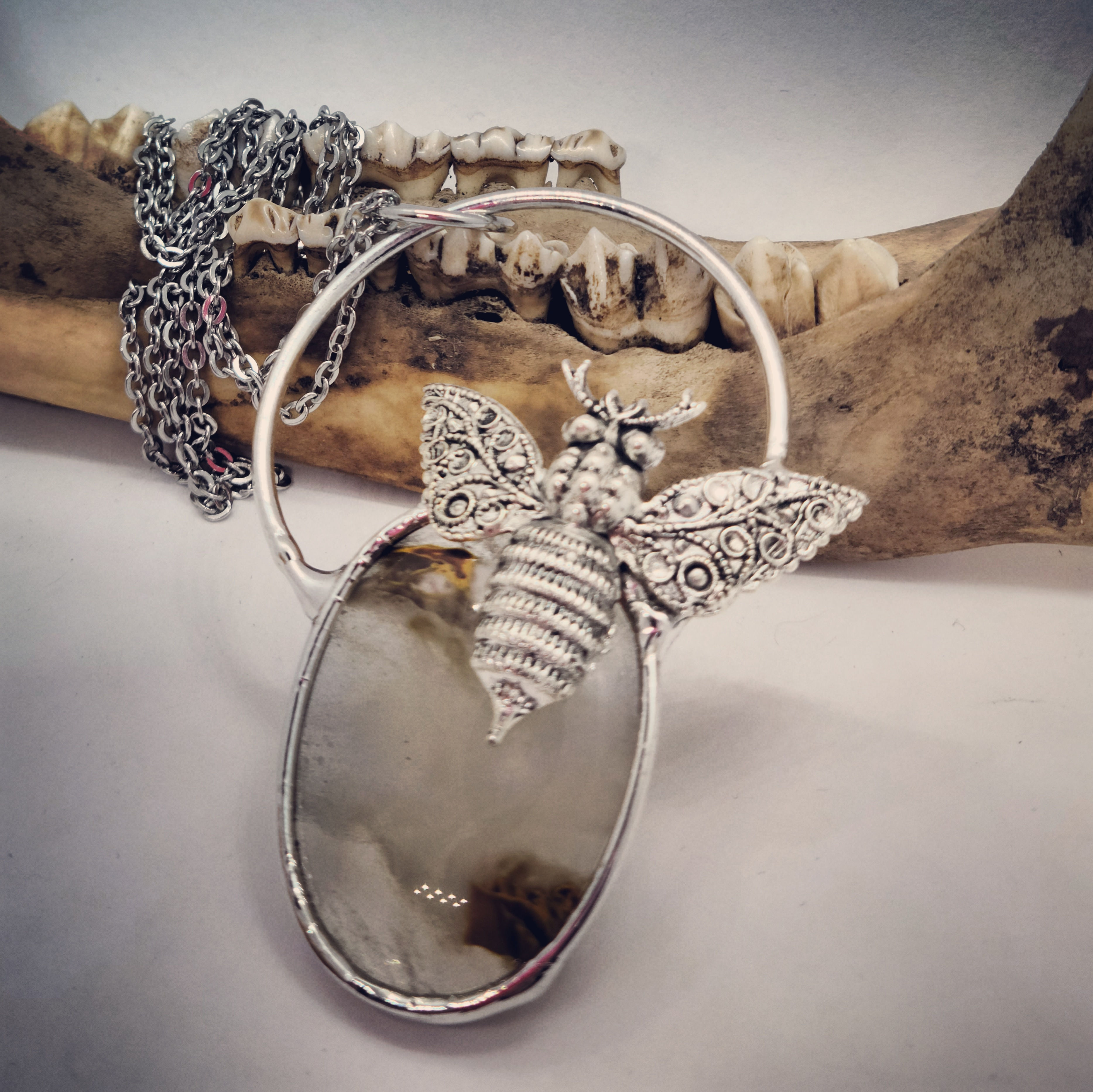 Soldered Bumblebee on Agate with 24" Chain 