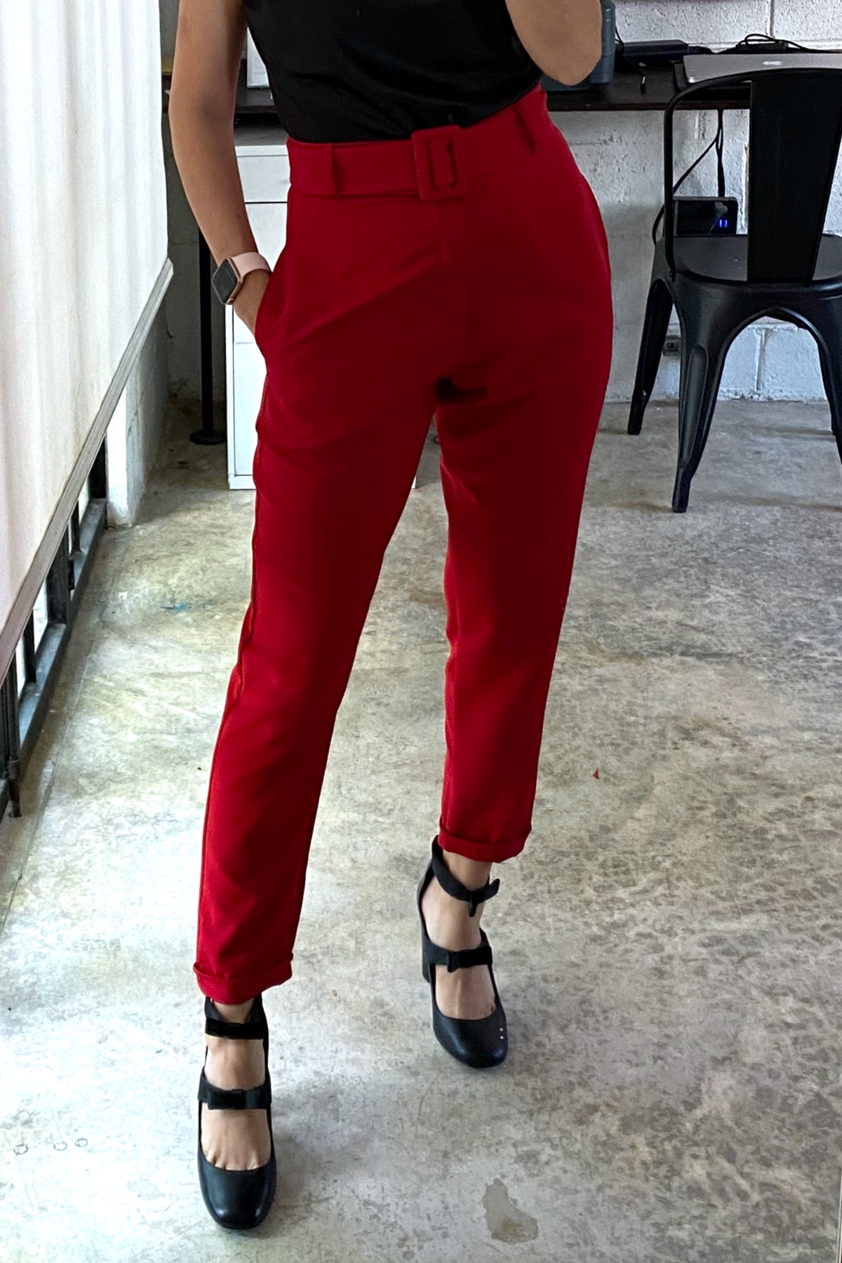 Pantalón cigarette rojo