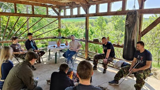 Nem engedjük el a táborozóink kezét év közben sem