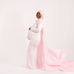 Séance photos maternité en studio à Québec