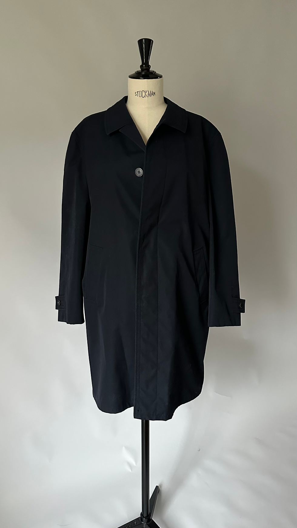 Thumbnail: Dark Blue Vintage Coat (M–L)