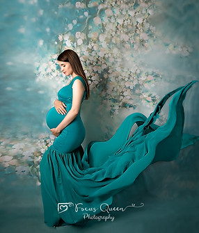 Studio maternity shoot.jpg