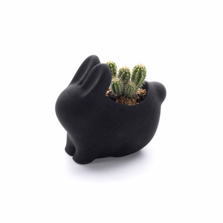 中秋節慶禮品的兔子造型水泥花盆,適合多肉植物