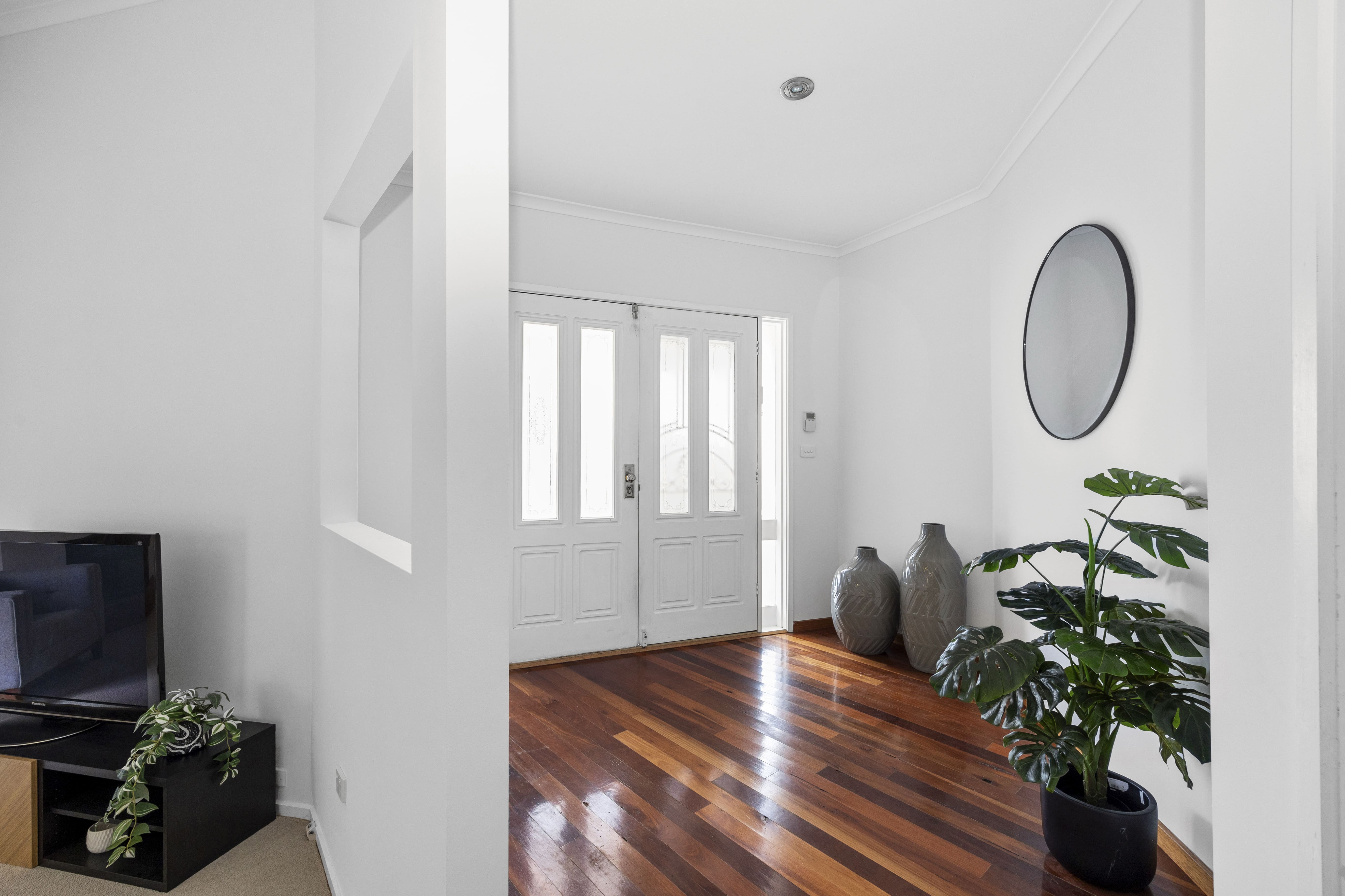 8 Enfield Close, Endeavour Hills, Vic 3802, Endeavour Hills - Thumbnail 4