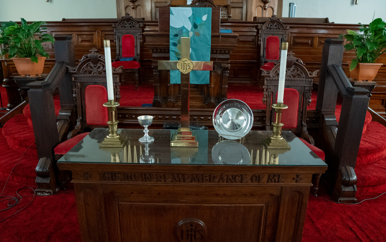 Communion table at First Presbyterian Church