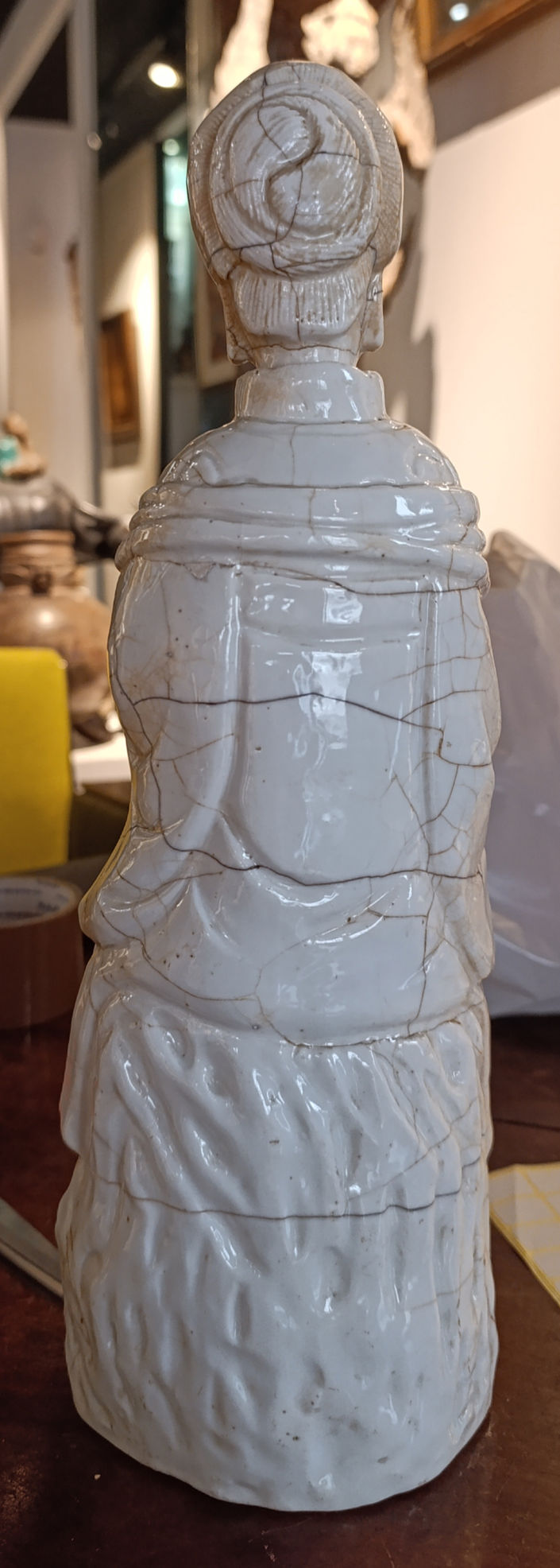 Restauration de sculpture, faillent terre cuite porcelaine, Yveline 78 Région Parisienne Paris Ile de France sculpture , terre XIXème siècle art asiatique japon Edo Vietnam chine