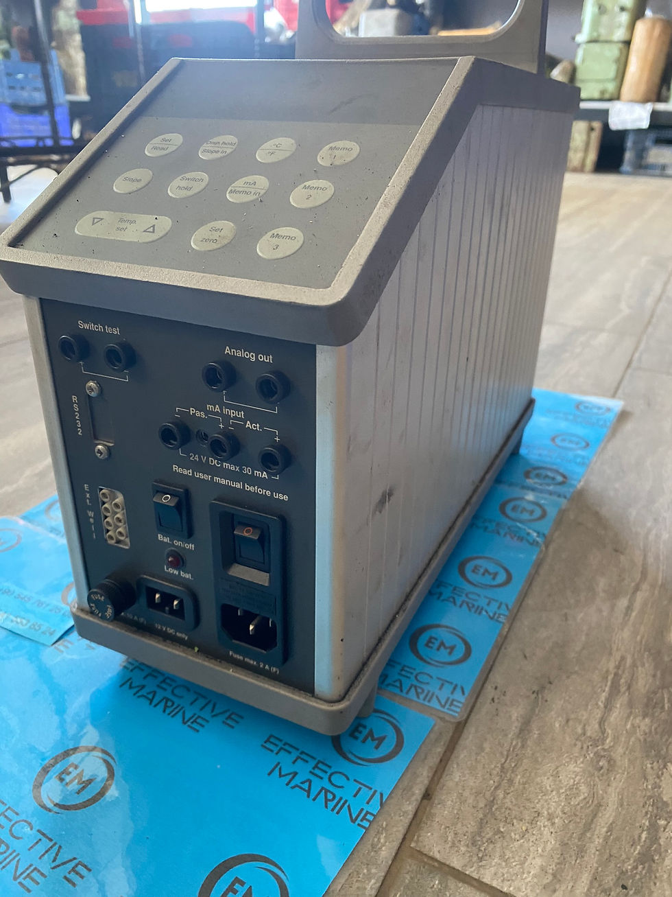 TEMPERATURE CALIBRATOR