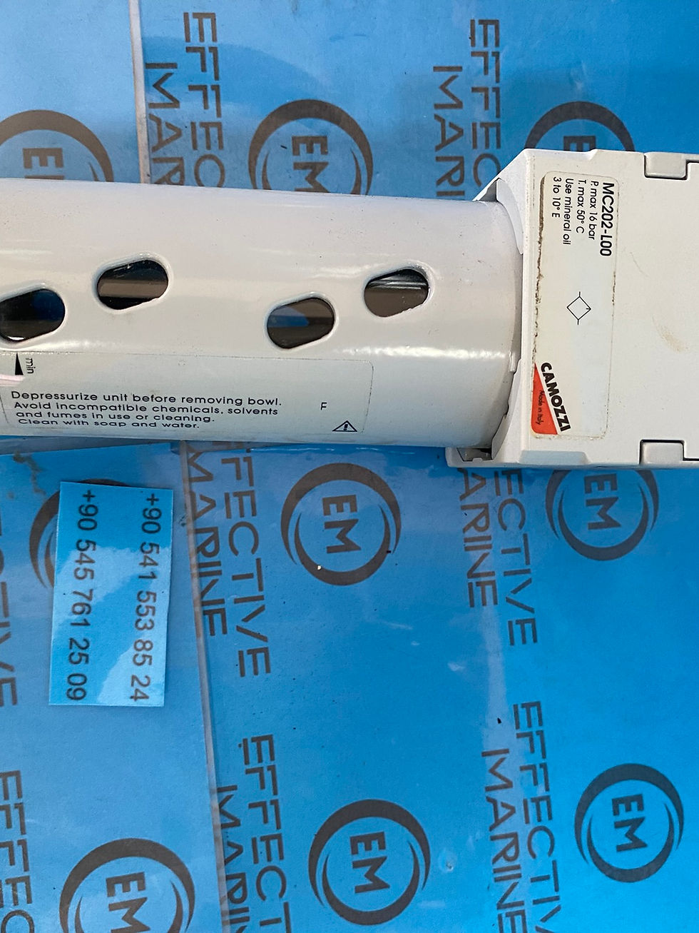 Filter , Lubricator - atomised oil